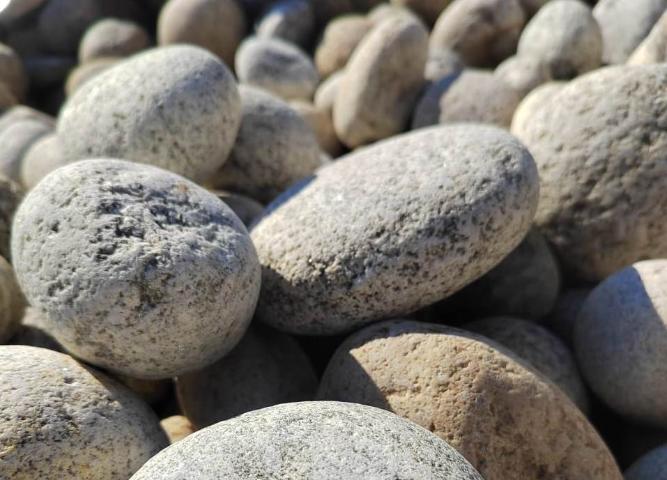 Купить речную и морскую гальку напрямую у производителя с доставкой  купить в Красногорске от производителя, без посредников